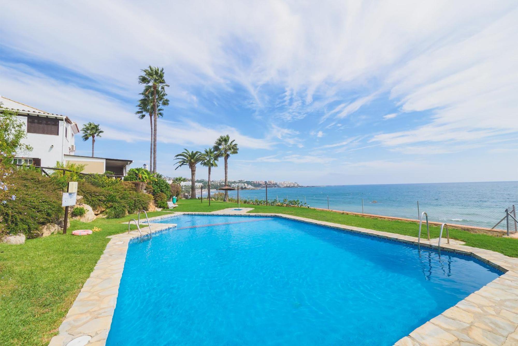 Estrella del mar Estepona Exterior foto